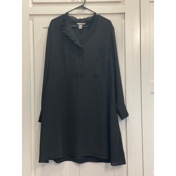 H&M Dresses & Skirts - H&M Black silky sheer long sleeve ruffled dress XL